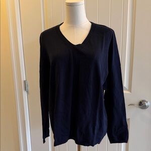 Talbots Women's Black Crew Neck Sweater
